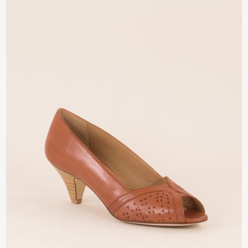 Sessun Totem Heel Pump